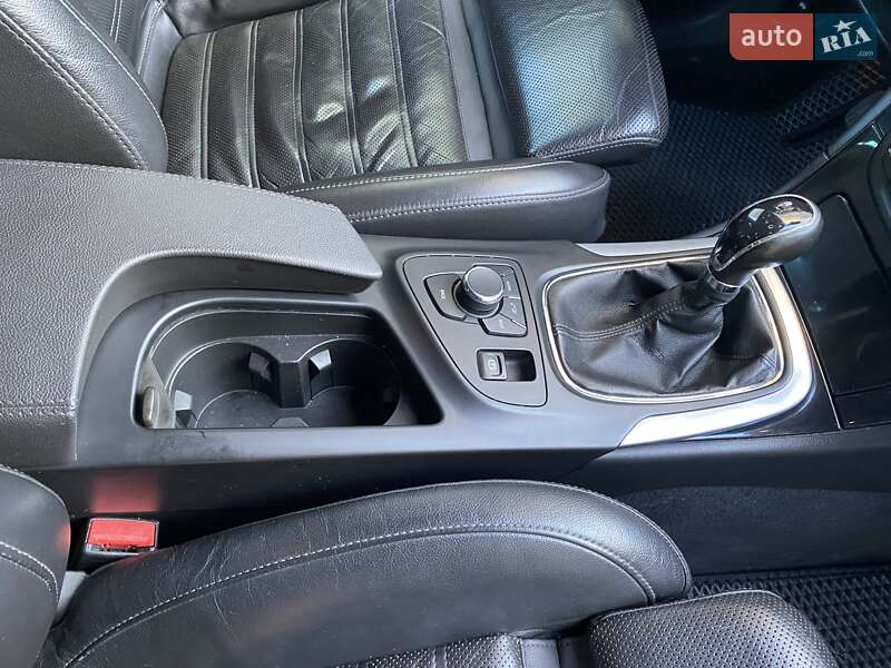 Универсал Opel Insignia 2009 в Киеве