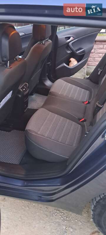 Универсал Opel Insignia 2010 в Ивано-Франковске фото 14 Универсал Opel Insignia 2010 в Ивано-Франковске
