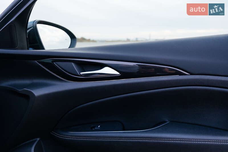 Лифтбек Opel Insignia 2019 в Тернополе
