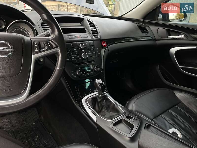 Универсал Opel Insignia 2009 в Тернополе