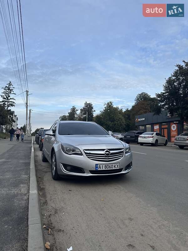 Универсал Opel Insignia 2014 в Киеве