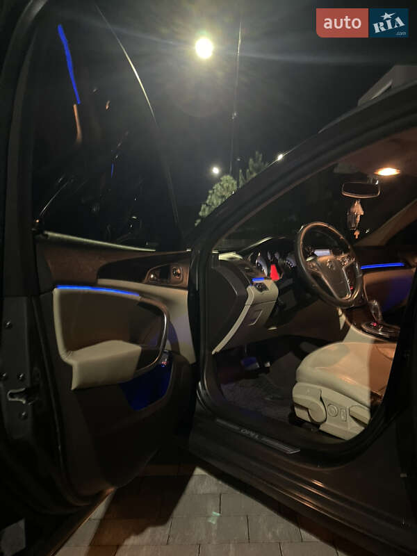 Универсал Opel Insignia 2011 в Ужгороде