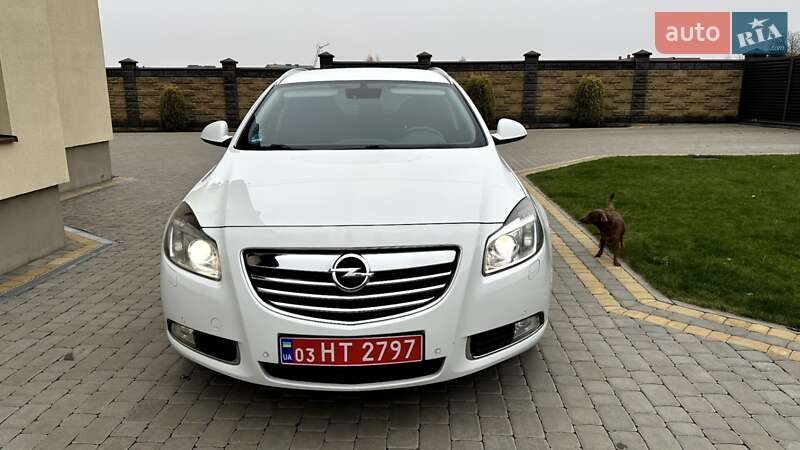 Универсал Opel Insignia 2010 в Луцке