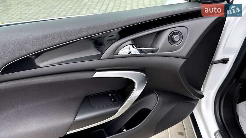 Универсал Opel Insignia 2010 в Луцке