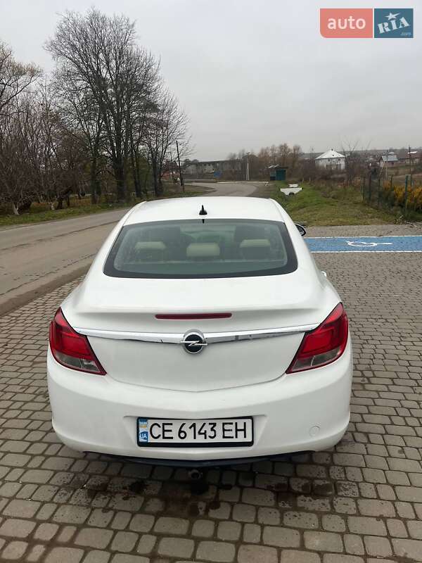 Седан Opel Insignia 2009 в Чернівцях
