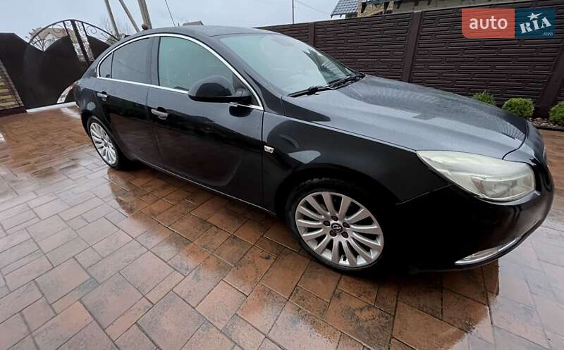 Седан Opel Insignia 2009 в Ровно