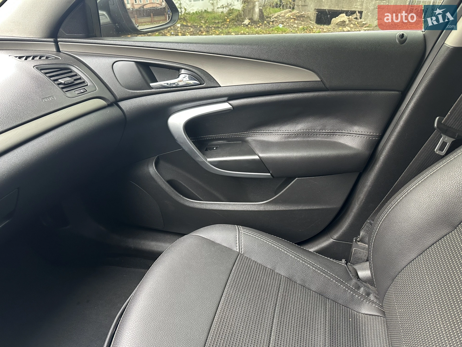 2011 Opel Insignia - мініатюра 8