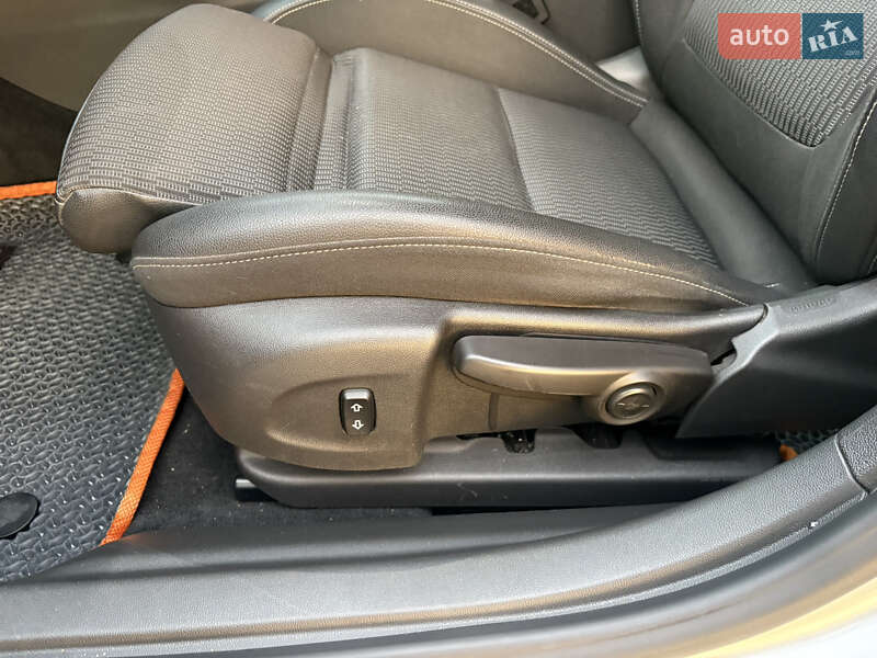 Универсал Opel Insignia 2018 в Бережанах