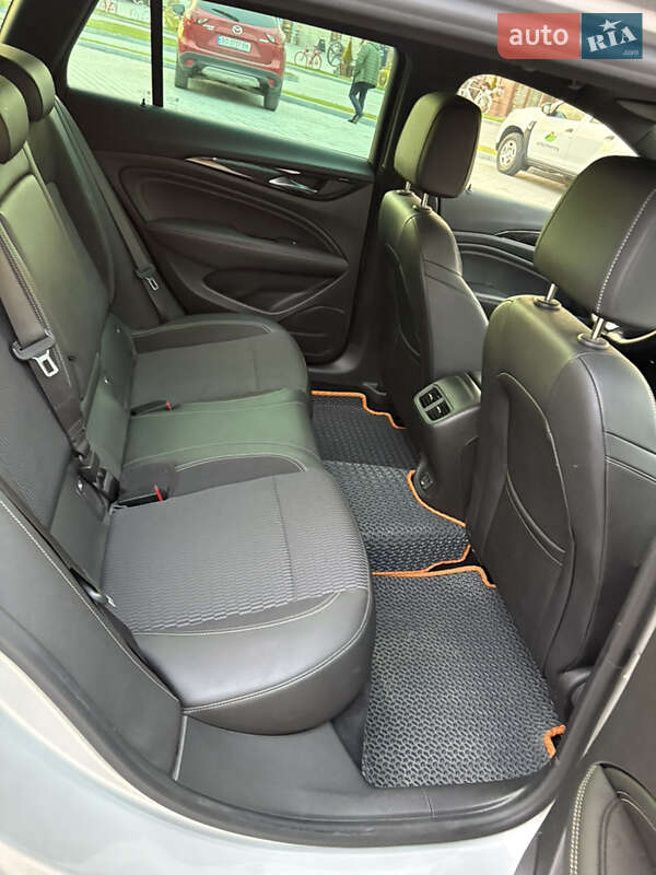 Универсал Opel Insignia 2018 в Бережанах