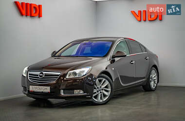 Седан Opel Insignia 2013 в Киеве