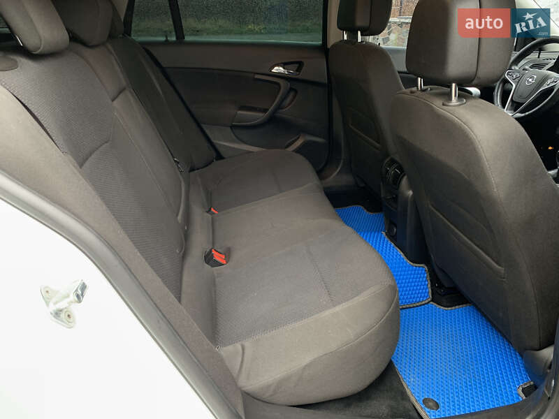 Універсал Opel Insignia 2014 в Бердичеві