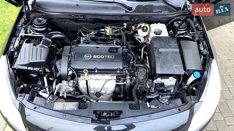 Універсал Opel Insignia 2010 в Луцьку