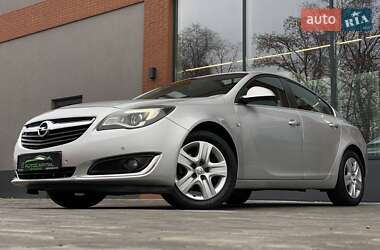 Седан Opel Insignia 2015 в Киеве