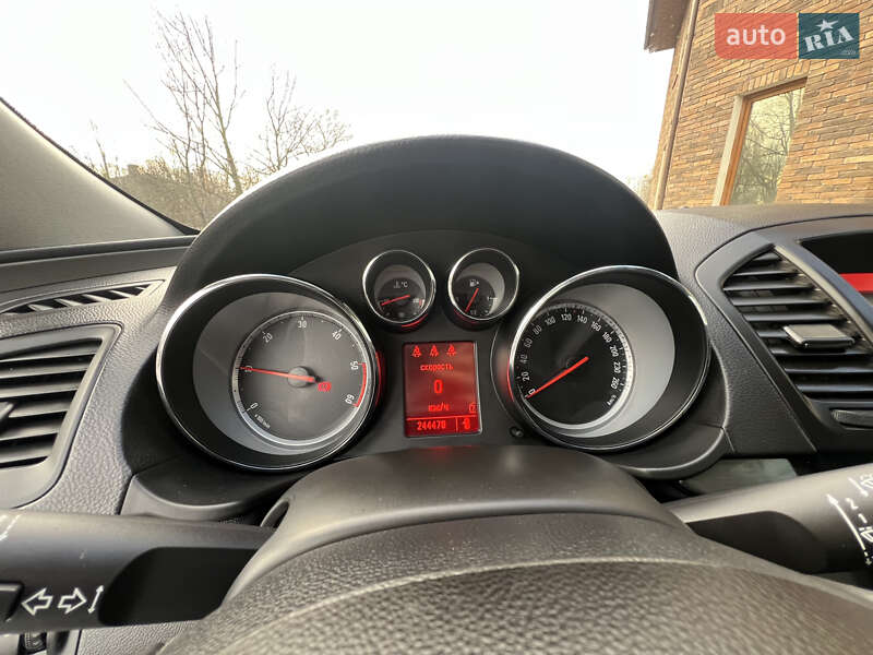 Универсал Opel Insignia 2010 в Коломые фото 48 Универсал Opel Insignia 2010 в Коломые