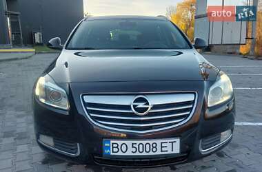 Универсал Opel Insignia 2012 в Бережанах