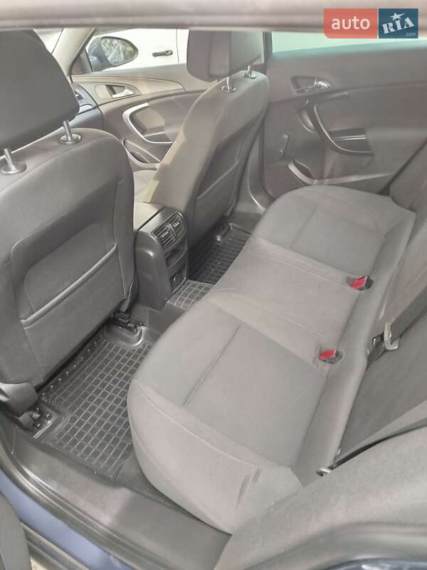 Универсал Opel Insignia 2011 в Ивано-Франковске