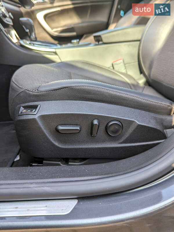 Универсал Opel Insignia 2012 в Луцке фото 10 Универсал Opel Insignia 2012 в Луцке