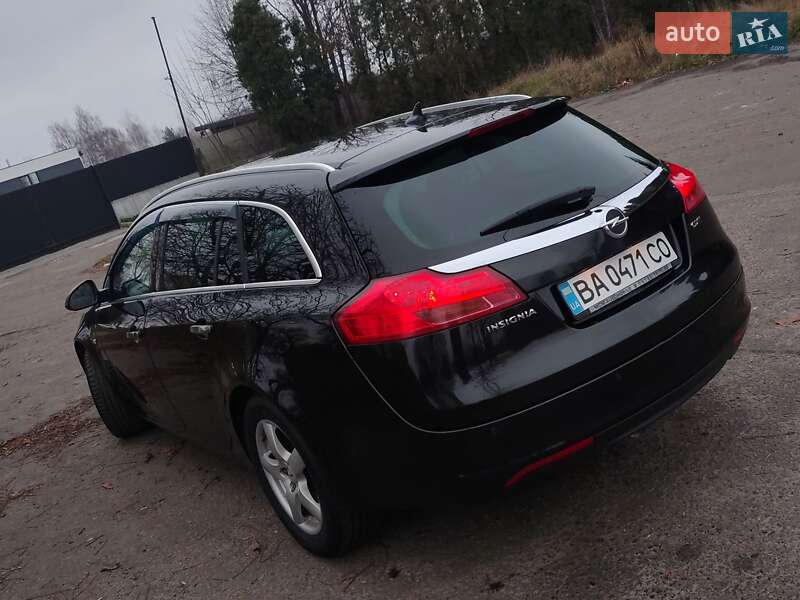 Універсал Opel Insignia 2010 в Шептицькому