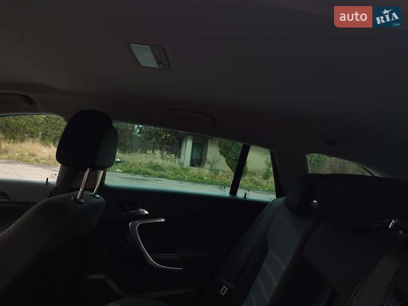 Універсал Opel Insignia 2010 в Шептицькому