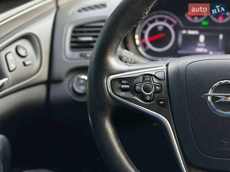 Универсал Opel Insignia 2016 в Киеве