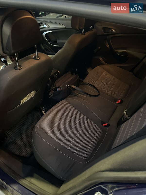 Универсал Opel Insignia 2010 в Львове