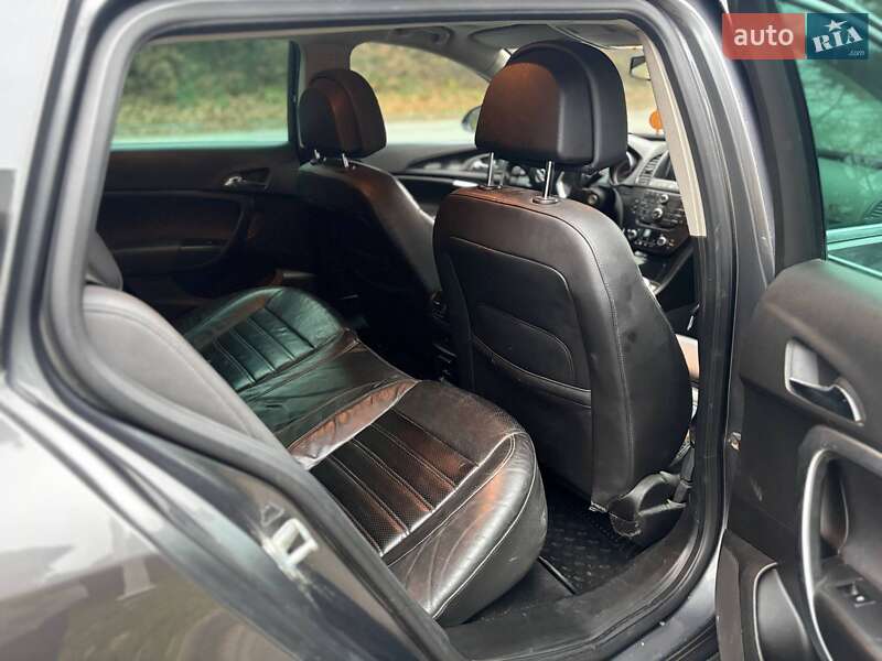 Універсал Opel Insignia 2009 в Трускавці