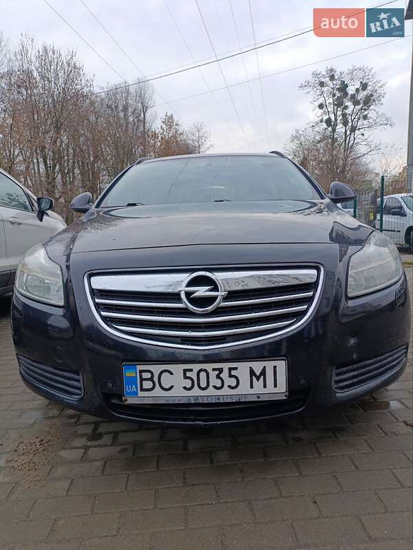 Універсал Opel Insignia 2013 в Львові