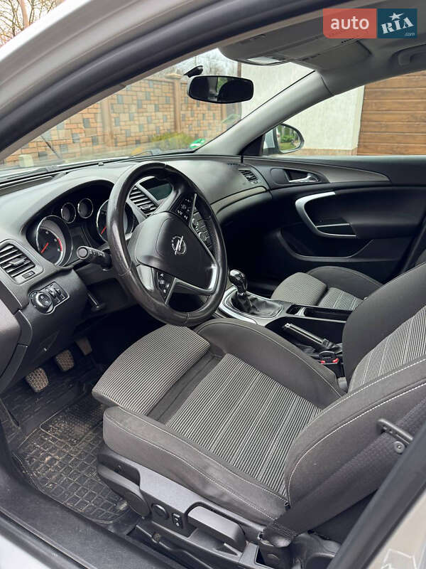 Универсал Opel Insignia 2012 в Полтаве