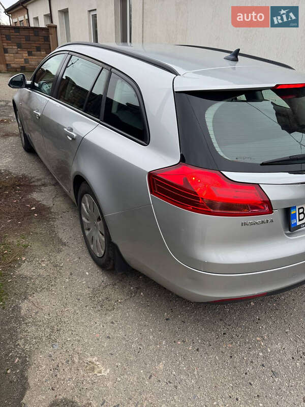 Универсал Opel Insignia 2012 в Полтаве