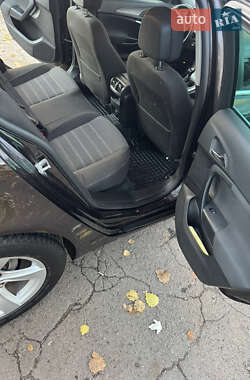 Универсал Opel Insignia 2014 в Кривом Роге