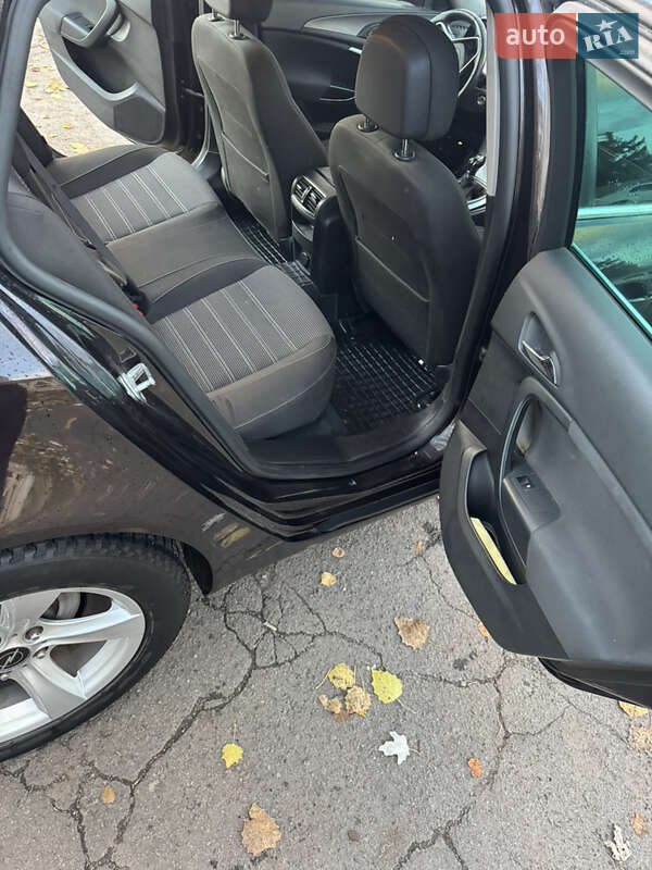 Универсал Opel Insignia 2014 в Кривом Роге
