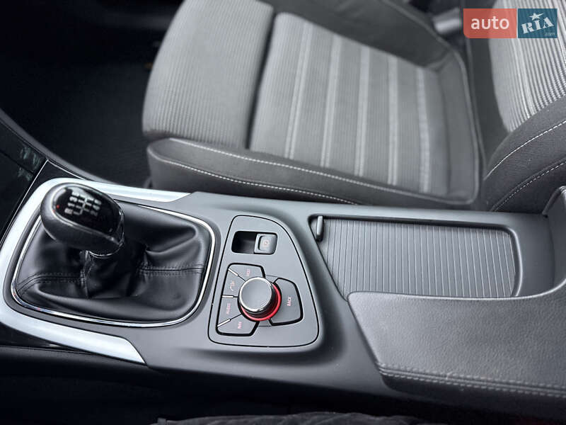 Універсал Opel Insignia 2010 в Борисполі