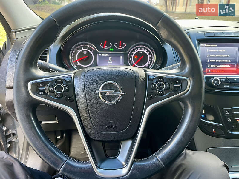 Универсал Opel Insignia 2015 в Остроге