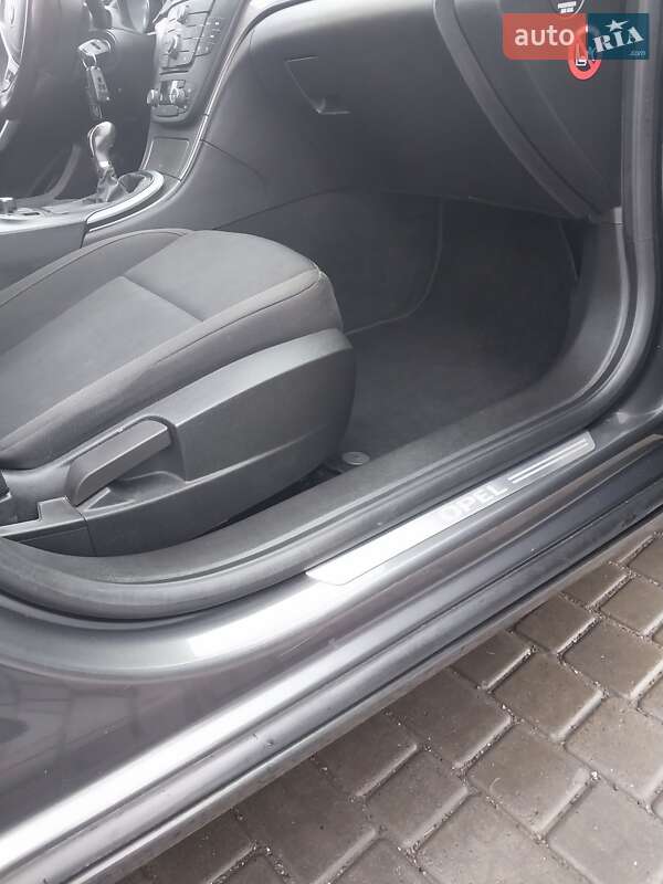 Лифтбек Opel Insignia 2009 в Владимире фото 42 Лифтбек Opel Insignia 2009 в Владимире