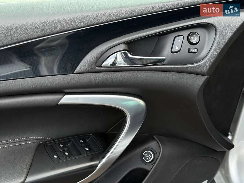 Универсал Opel Insignia 2016 в Киеве