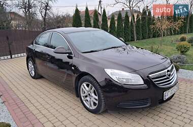 Седан Opel Insignia 2013 в Калуші
