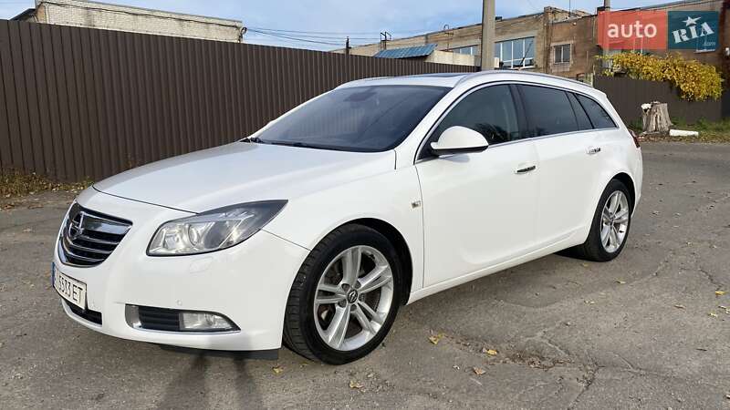 Универсал Opel Insignia 2012 в Киеве