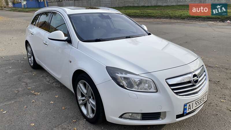 Универсал Opel Insignia 2012 в Киеве