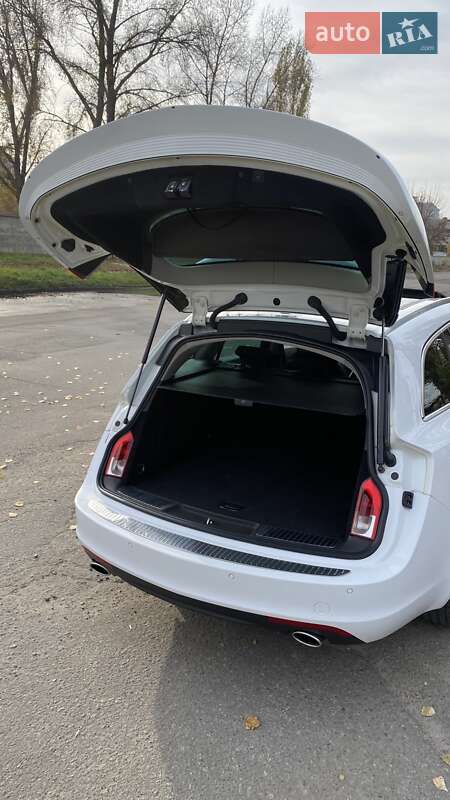 Универсал Opel Insignia 2012 в Киеве