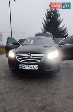 Універсал Opel Insignia 2012 в Почаєві