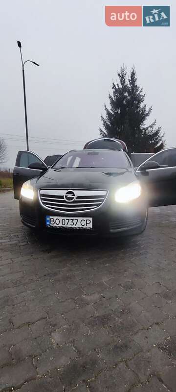 Универсал Opel Insignia 2012 в Почаеве фото Универсал Opel Insignia 2012 в Почаеве