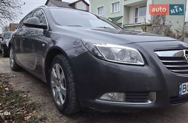 Универсал Opel Insignia 2010 в Тернополе