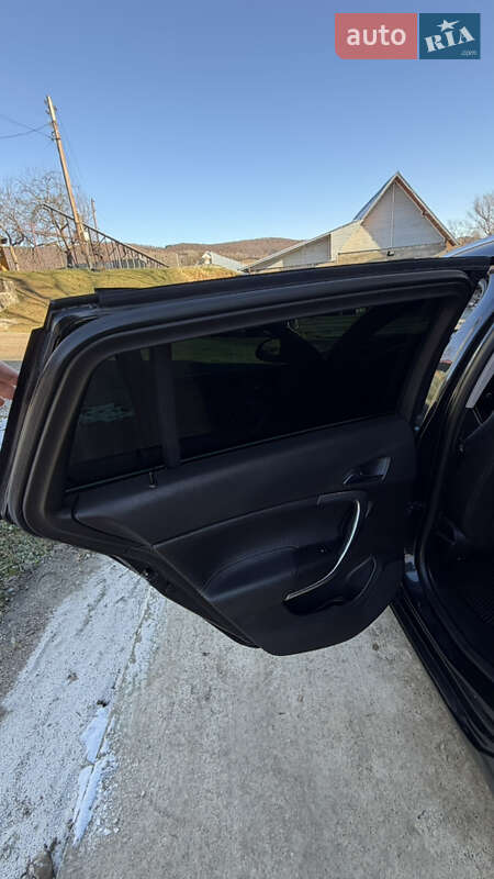 Універсал Opel Insignia 2011 в Коломиї