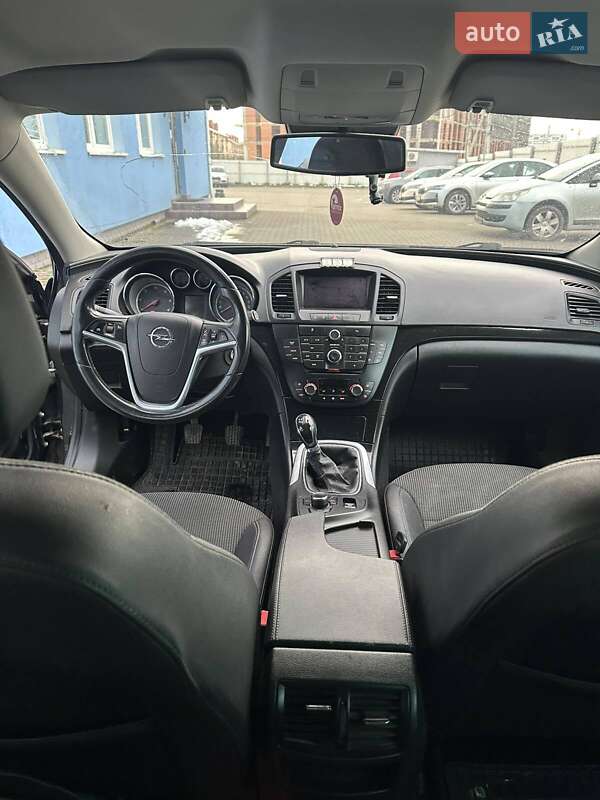 Универсал Opel Insignia 2010 в Львове