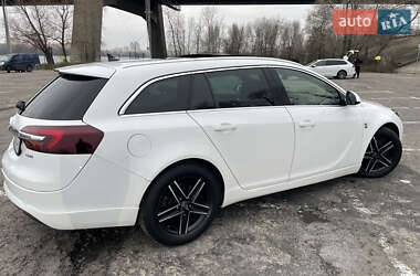 Универсал Opel Insignia 2014 в Киеве