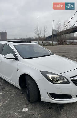 Универсал Opel Insignia 2014 в Киеве