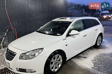 Универсал Opel Insignia 2011 в Новоднестровске