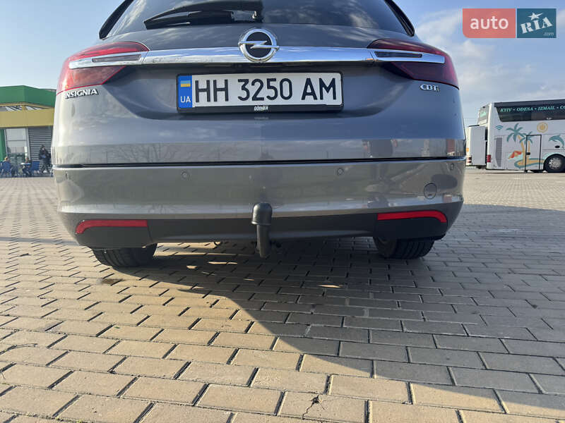 Универсал Opel Insignia 2015 в Измаиле