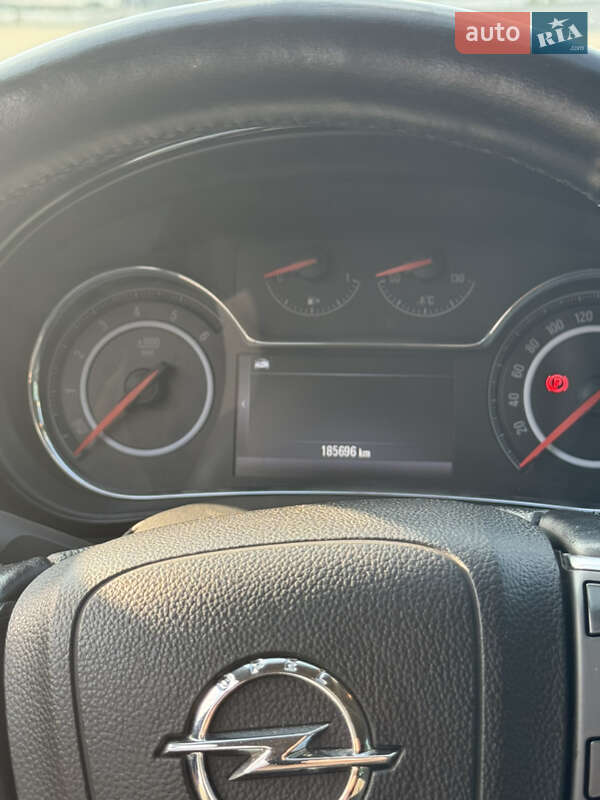 Универсал Opel Insignia 2015 в Измаиле