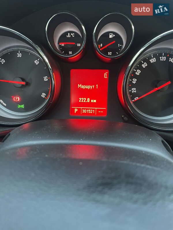 Универсал Opel Insignia 2010 в Дубно